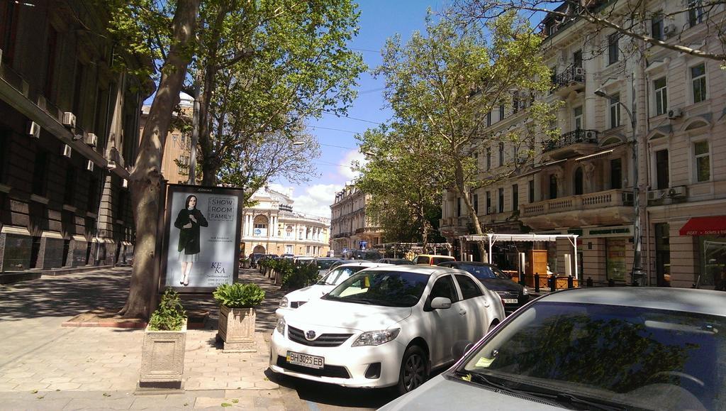 Best Apartments On St. Rishelievskaya 7 Odessa Luaran gambar