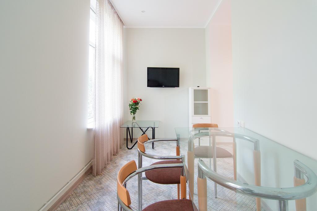 Best Apartments On St. Rishelievskaya 7 Odessa Luaran gambar